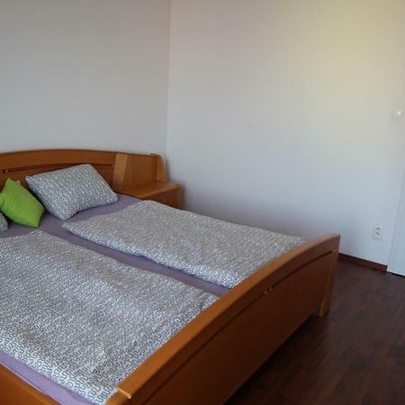Halex 3 Appartement Bojná Buitenkant foto