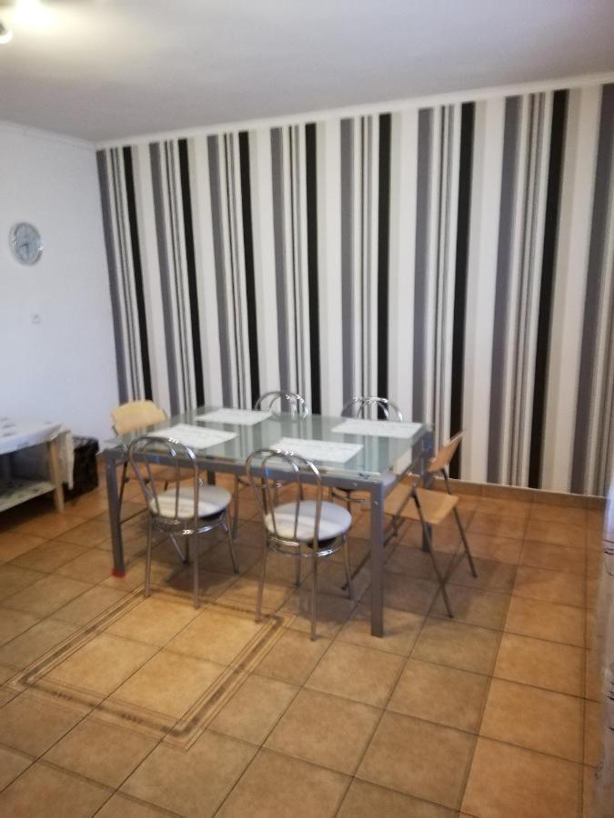 Halex 3 Appartement Bojná Buitenkant foto