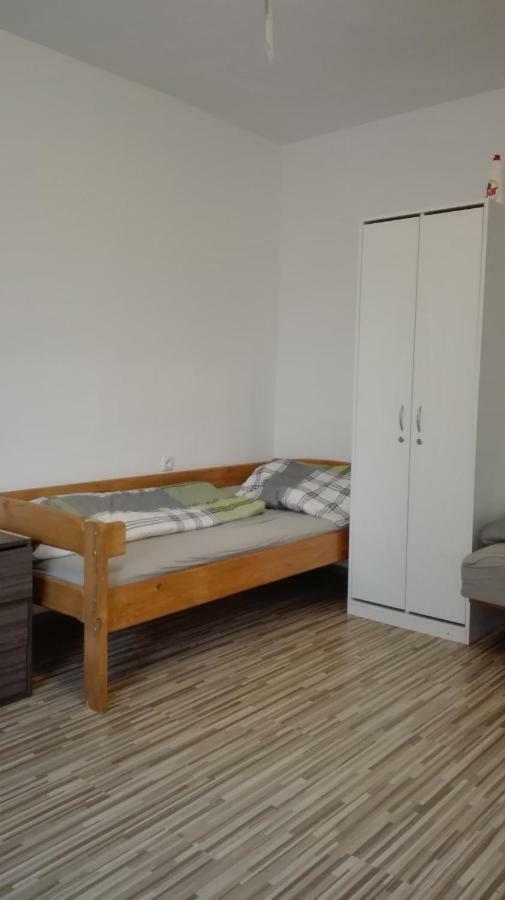 Halex 3 Appartement Bojná Buitenkant foto